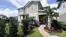 8601 Theiler St, 3, 3