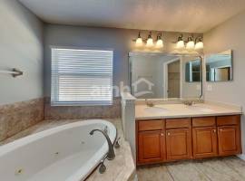 15046 Braywood Trl, 5, 3