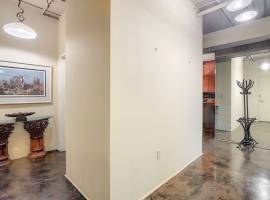 3400 SF Home For Rent in the Heart of Downtown, 4, 4