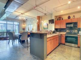 3400 SF Home For Rent in the Heart of Downtown, 4, 4